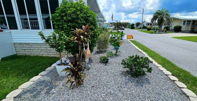 Modern and Updated 2 bedroom 2 bath home WITH EXTRAS in 55 + on Zephyrhills Municipal Golf Course in Florida - for sale on GolfHomes.com, golf home, golf lot