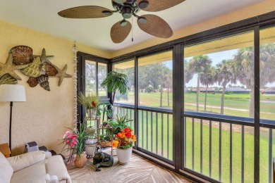 This beautifully updated 2-bedroom, 2-bath condo offers modern on Heritage Ridge Golf Club in Florida - for sale on GolfHomes.com, golf home, golf lot