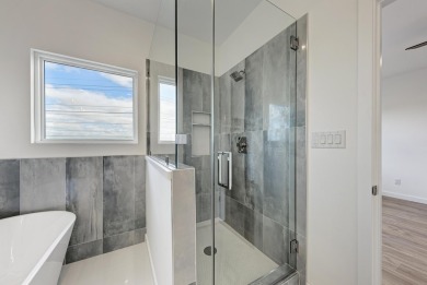 You can have it all today! A lake view and a spacious 3 bedroom on Slick Rock Golf Course - Horseshoe Bay in Texas - for sale on GolfHomes.com, golf home, golf lot