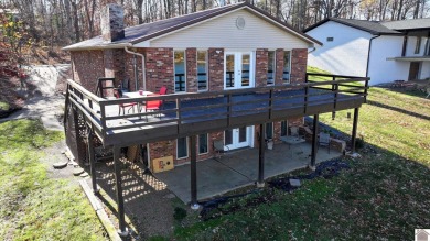 3,570 square foot waterfront home with easy access to the on Mineral Mound Golf Course in Kentucky - for sale on GolfHomes.com, golf home, golf lot