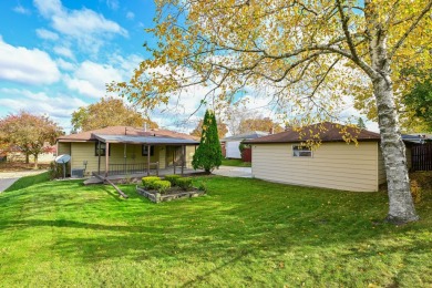 Finance w/Chase Bank & receive $5K that does not need to be paid on Madison Golf Course in Wisconsin - for sale on GolfHomes.com, golf home, golf lot