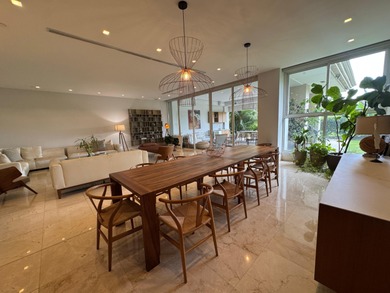 Luxury Garden Residence in The Reserve, Santa Maria Panama

Step on  in  - for sale on GolfHomes.com, golf home, golf lot