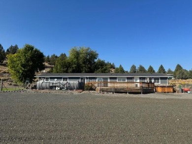 Beautiful John Day Home w/Fabulous Golf Course Views!  Country on  in Oregon - for sale on GolfHomes.com, golf home, golf lot
