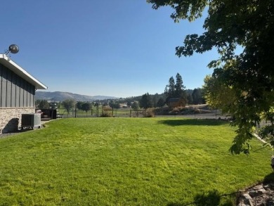 Beautiful John Day Home w/Fabulous Golf Course Views!  Country on  in Oregon - for sale on GolfHomes.com, golf home, golf lot