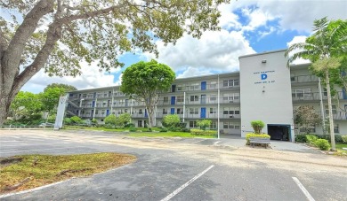 Beautiful and spacious 2BD/1.5BA condo in the highly desirable on Flamingo Lakes Country Club in Florida - for sale on GolfHomes.com, golf home, golf lot