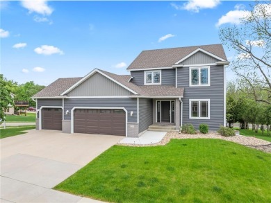 Beautifully Updated 5 Bed, 4 Bath Home in Prime SW Location! on Willow Creek Golf Course  in Minnesota - for sale on GolfHomes.com, golf home, golf lot