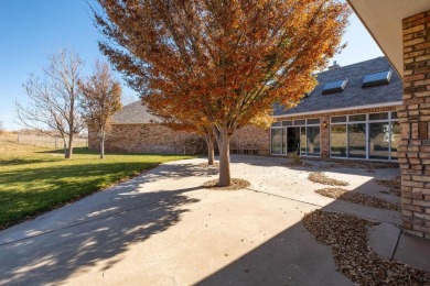 Nestled in the prestigious Walnut Hills neighborhood, this on La Paloma Golf Club in Texas - for sale on GolfHomes.com, golf home, golf lot