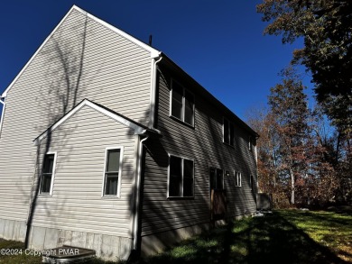 Welcome to Your Dream Home!Discover the perfect blend of luxury on Caesars Pocono Palace Resort in Pennsylvania - for sale on GolfHomes.com, golf home, golf lot