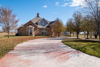 Nestled in the prestigious Walnut Hills neighborhood, this on La Paloma Golf Club in Texas - for sale on GolfHomes.com, golf home, golf lot