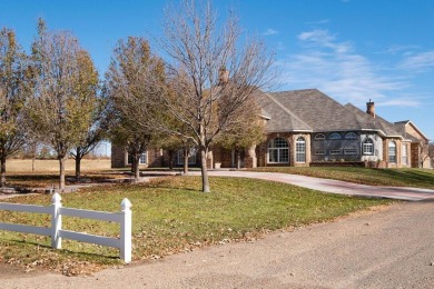 Nestled in the prestigious Walnut Hills neighborhood, this on La Paloma Golf Club in Texas - for sale on GolfHomes.com, golf home, golf lot