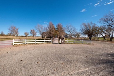 Nestled in the prestigious Walnut Hills neighborhood, this on La Paloma Golf Club in Texas - for sale on GolfHomes.com, golf home, golf lot