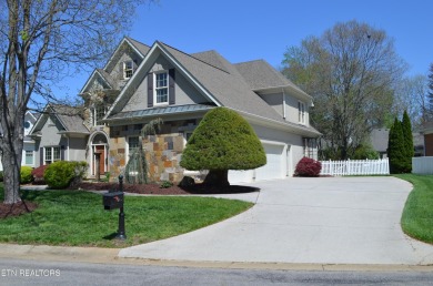 Located in ''The Racquet Club at Gettysvue'' this unique on Gettysvue Country Club in Tennessee - for sale on GolfHomes.com, golf home, golf lot