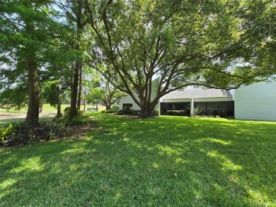 HUGE PRICE REDUCTION!!! SELLER CIRCOMSTANCES ARE MOTIVATEDE AND on Carrollwood Country Club in Florida - for sale on GolfHomes.com, golf home, golf lot