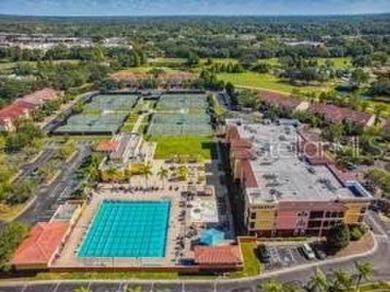 HUGE PRICE REDUCTION!!! SELLER CIRCOMSTANCES ARE MOTIVATEDE AND on Carrollwood Country Club in Florida - for sale on GolfHomes.com, golf home, golf lot