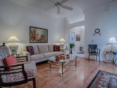 BOND PAID! NEWER ROOF & HVAC (2018).  WELL-LOVED & SPACIOUS 3/2 on The Links of Spruce Creek in Florida - for sale on GolfHomes.com, golf home, golf lot