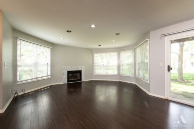 Don't Miss Out On This Fabulous End Unit Ranch Townhome With on The Arboretum Club in Illinois - for sale on GolfHomes.com, golf home, golf lot