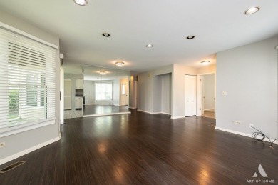 Don't Miss Out On This Fabulous End Unit Ranch Townhome With on The Arboretum Club in Illinois - for sale on GolfHomes.com, golf home, golf lot
