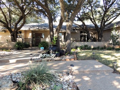 DREAM EXECUTIVE HOME ON THE GOLF COURSE, with every detail you on Abilene Country Club - South Course in Texas - for sale on GolfHomes.com, golf home, golf lot