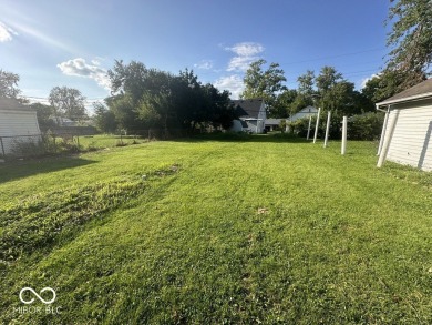 Adorable, updated home in Meadowbrook! This quaint little home on Meadowbrook Golf Course in Indiana - for sale on GolfHomes.com, golf home, golf lot