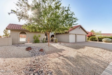 Golf Course Living with Stunning Mountain Views | 3BR + Den | on The Lakes at Ahwatukee in Arizona - for sale on GolfHomes.com, golf home, golf lot