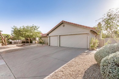 Golf Course Living with Stunning Mountain Views | 3BR + Den | on The Lakes at Ahwatukee in Arizona - for sale on GolfHomes.com, golf home, golf lot