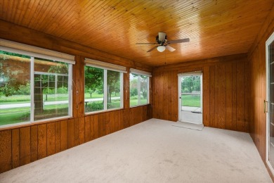 Exciting opportunity in Prestbury to make this lovely home your on Bliss Creek Golf Club in Illinois - for sale on GolfHomes.com, golf home, golf lot