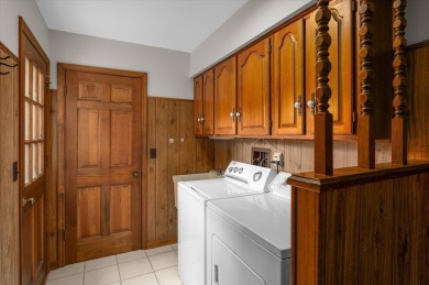 Exciting opportunity in Prestbury to make this lovely home your on Bliss Creek Golf Club in Illinois - for sale on GolfHomes.com, golf home, golf lot