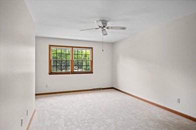 Exciting opportunity in Prestbury to make this lovely home your on Bliss Creek Golf Club in Illinois - for sale on GolfHomes.com, golf home, golf lot