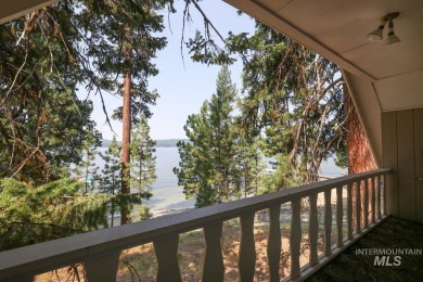 Beautiful lake views with over 52 feet of frontage on Davis on McCall Municipal Golf Course in Idaho - for sale on GolfHomes.com, golf home, golf lot