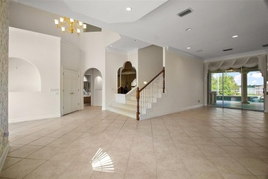 Lakefront home in the desirable Country Club of Mount Dora! on Country Club of Mount Dora in Florida - for sale on GolfHomes.com, golf home, golf lot
