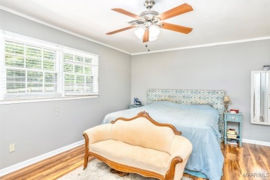 Move in ready home with updated flooring, spacious floor plan & on Arrowhead Country Club in Alabama - for sale on GolfHomes.com, golf home, golf lot