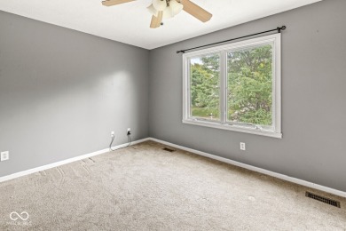 Our highly motivated sellers are offering this turn-key charming on Old Oakland Golf Club in Indiana - for sale on GolfHomes.com, golf home, golf lot