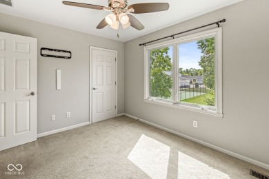 Our highly motivated sellers are offering this turn-key charming on Old Oakland Golf Club in Indiana - for sale on GolfHomes.com, golf home, golf lot