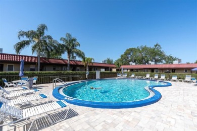 Furnished 2 Bedroom, 2 Bath Corner Unit Villa, Handicap Ready on Clearwater Executive Golf Course in Florida - for sale on GolfHomes.com, golf home, golf lot