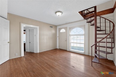 Welcome to 205 Lakewood Dr, a well-maintained 3-bed, 3-bath home on Gatesville Country Club in Texas - for sale on GolfHomes.com, golf home, golf lot