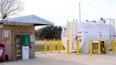 Welcome to your fly-in, fly-out opportunity in The Landings East on Nutcracker Golf Club in Texas - for sale on GolfHomes.com, golf home, golf lot