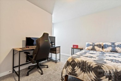 Experience effortless luxury in this move-in-ready townhome on Eagle Legacy Golf Course in Idaho - for sale on GolfHomes.com, golf home, golf lot
