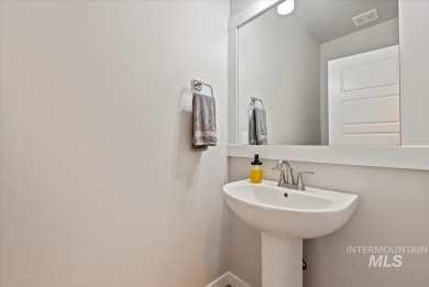 Experience effortless luxury in this move-in-ready townhome on Eagle Legacy Golf Course in Idaho - for sale on GolfHomes.com, golf home, golf lot