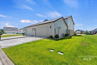 Experience effortless luxury in this move-in-ready townhome on Eagle Legacy Golf Course in Idaho - for sale on GolfHomes.com, golf home, golf lot