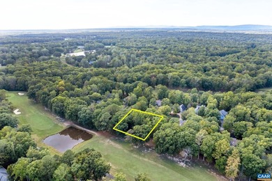 Enjoy the ease of one-level living in this inviting golf-front on Lake Monticello Golf Course in Virginia - for sale on GolfHomes.com, golf home, golf lot