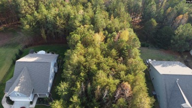 Welcome to this fantastic opportunity to own nearly half an acre on Edgewater Golf Club in South Carolina - for sale on GolfHomes.com, golf home, golf lot