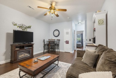 Rare find! This true one bedroom (not studio) condo in the on Ledgestone Country Club and Golf Course in Missouri - for sale on GolfHomes.com, golf home, golf lot