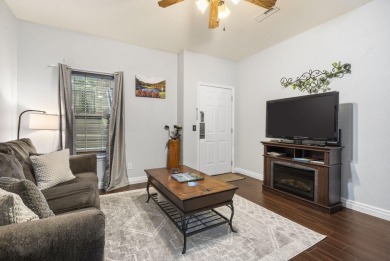 Rare find! This true one bedroom (not studio) condo in the on Ledgestone Country Club and Golf Course in Missouri - for sale on GolfHomes.com, golf home, golf lot
