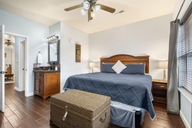 Rare find! This true one bedroom (not studio) condo in the on Ledgestone Country Club and Golf Course in Missouri - for sale on GolfHomes.com, golf home, golf lot
