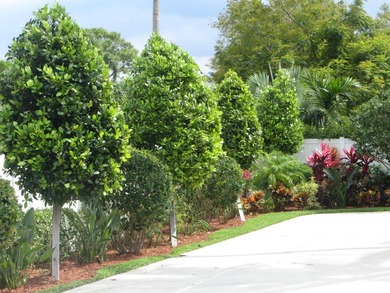 5730 Vista Linda Lane on  in Florida - for sale on GolfHomes.com, golf home, golf lot