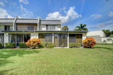 Beautifully maintained 3-bedroom, 3-bath corner unit on the golf on Fountains Golf and Country Club in Florida - for sale on GolfHomes.com, golf home, golf lot
