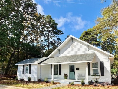 Welcome to your new home with a golf course view in the heart of on Mooresville Golf Course in North Carolina - for sale on GolfHomes.com, golf home, golf lot