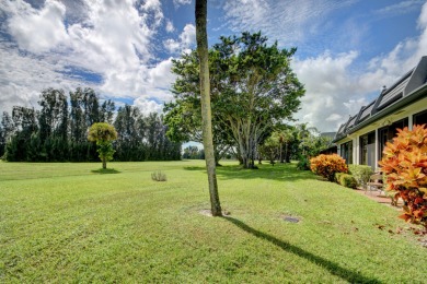 Beautifully maintained 3-bedroom, 3-bath corner unit on the golf on Fountains Golf and Country Club in Florida - for sale on GolfHomes.com, golf home, golf lot