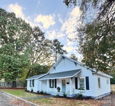 Welcome to your new home with a golf course view in the heart of on Mooresville Golf Course in North Carolina - for sale on GolfHomes.com, golf home, golf lot