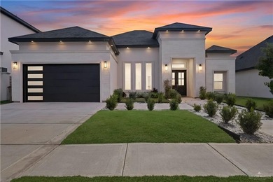 Welcome to this stunning modern, move-in-ready home located in on Los Lagos Golf Club in Texas - for sale on GolfHomes.com, golf home, golf lot